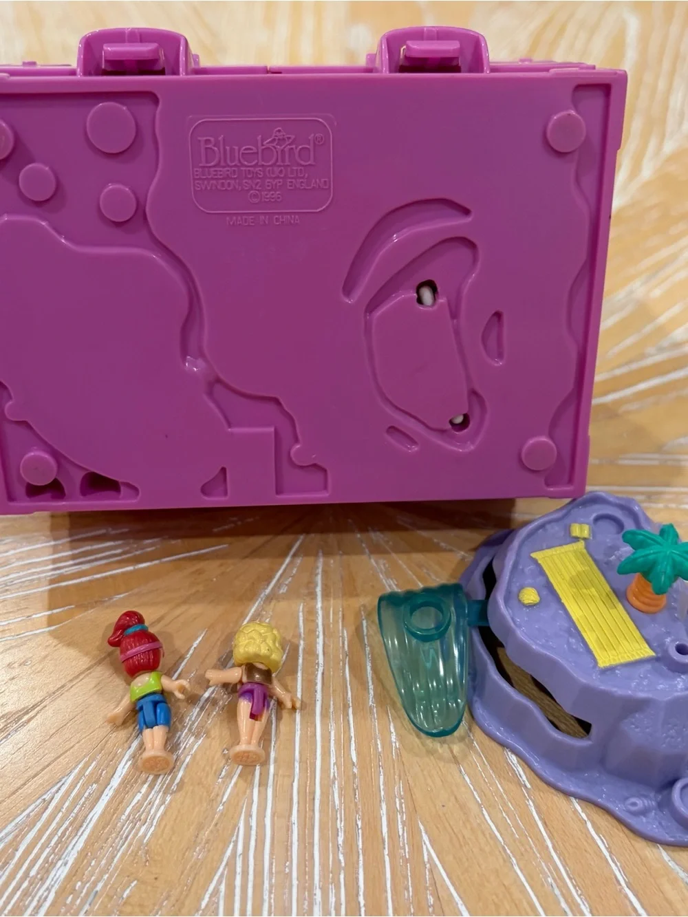 1996 Surf ‘n Swim Island Polly Pocket Bluebird with dolls